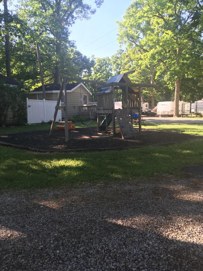 Shade Acres Campgound And Cottages Catawba Island Buitenkant foto